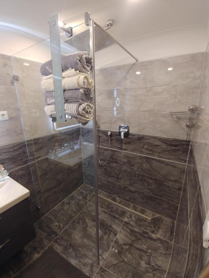 רוביני Apartman Speranza מראה חיצוני תמונה